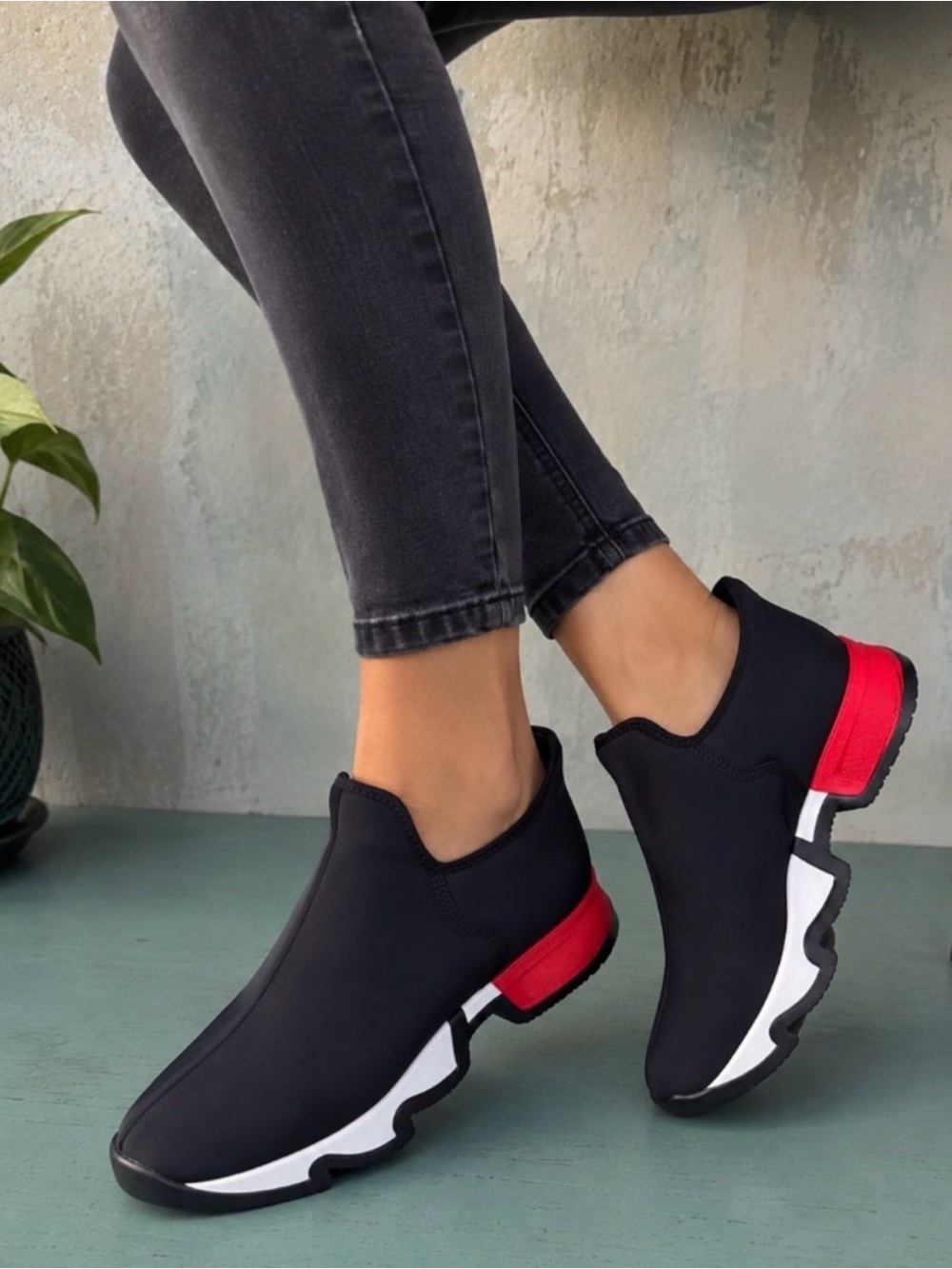 iRi WES neoprene slip-on sneakers